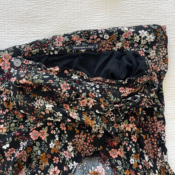 🖤Victorias Secret Black Bodysuit and Abercrombie & Fitch Skirt - Picture 6 of 6